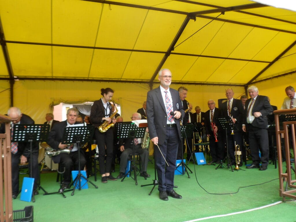 Muzyczne przedpołudnie a Domu Pomocy Społecznej w Bramkach